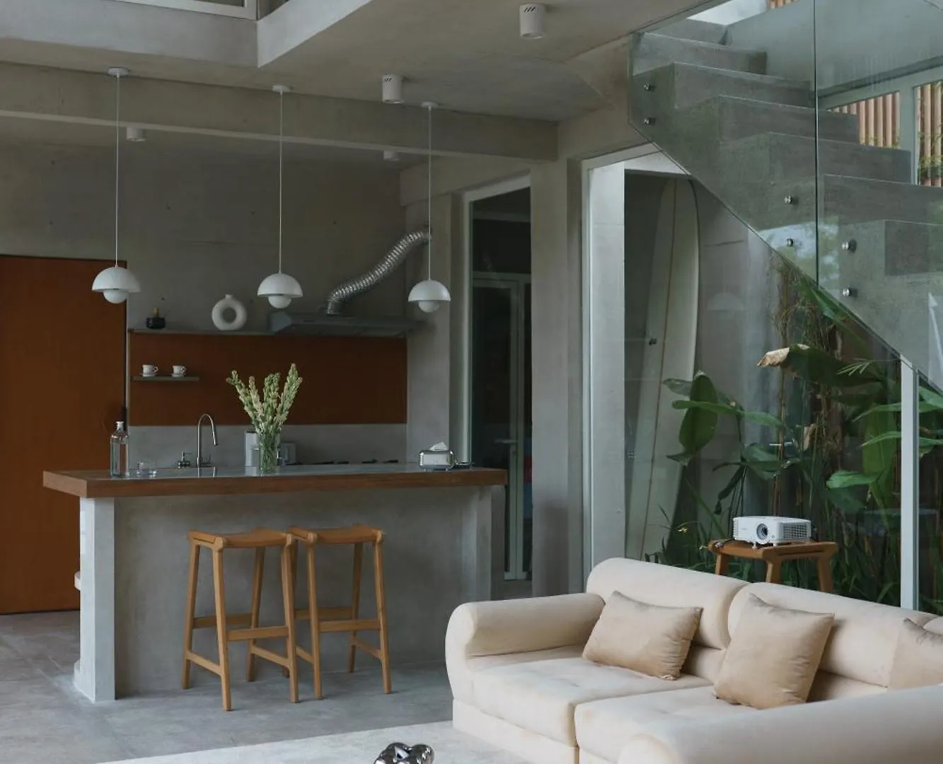 Designer Luxe Pool & Garden Villa! Rooftop, Ricefields, Beach 10Mins - Canggu Seminyak