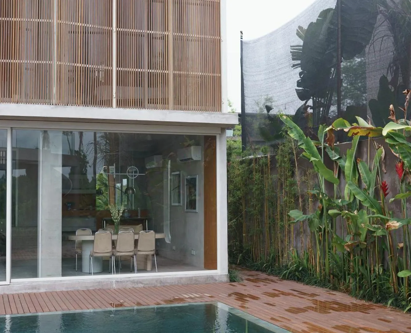 Villa Designer Luxe Pool & Garden Villa! Rooftop, Ricefields, Beach 10Mins - Canggu Seminyak
