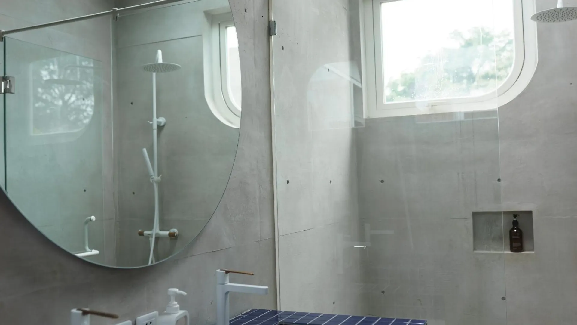 Designer Luxe Pool & Garden Villa! Rooftop, Ricefields, Beach 10Mins - Canggu Seminyak 0*,